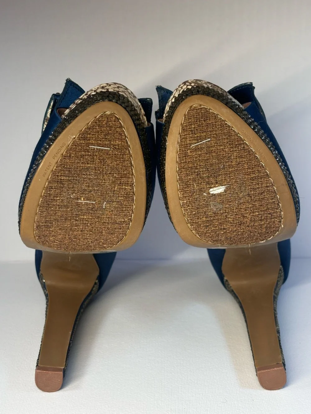 Vince Camuto Teal Blue Satin Rhinestone Bow Peep Toe Heels 6B Statement Pumps